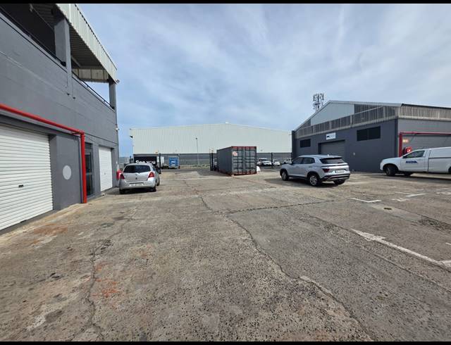 59M² WAREHOUSE TO LET IN PAARDEN EILAND
